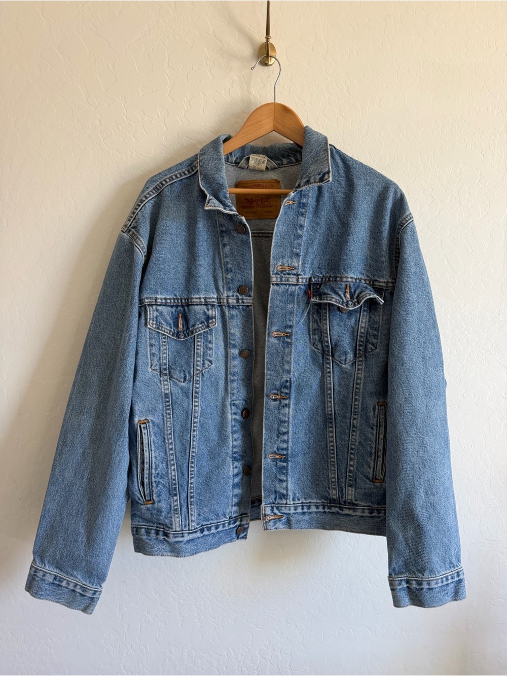 Vintage 90s Levi's 70507-0389 Relaxed Trucker Denim Jacket Medium Wash - Large